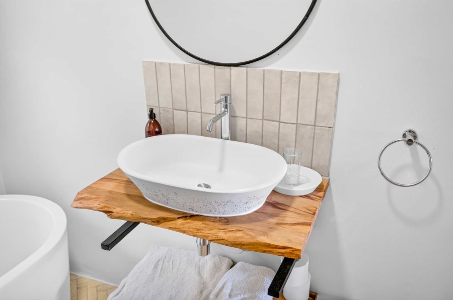 2 Bedroom Property for Sale in Green Point Western Cape
